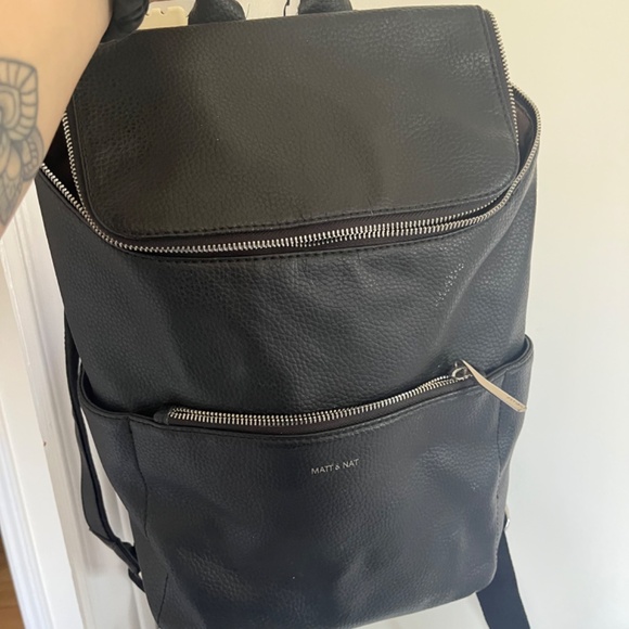 Matt & Nat Backpack - Picture 2 of 2